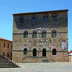 palazzo s Massa Marittima