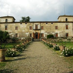 villa medicea lilliano