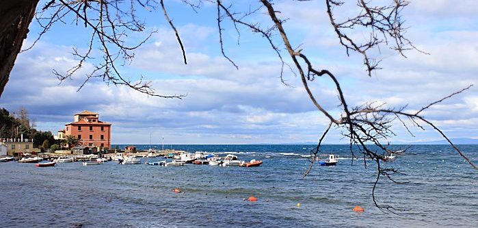 Porticciolo di Baratti