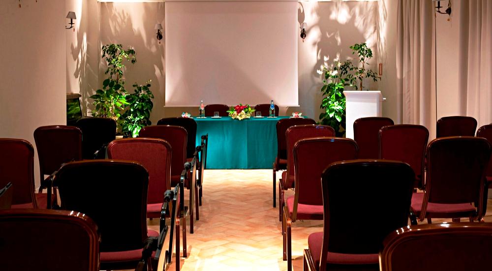Saturnia Tuscany Hotel sala meeting