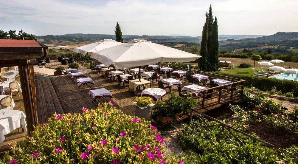  Saturnia Tuscany Hotel terrazza ristorante