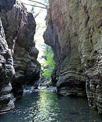 Cascate e piscine naturali in Toscana