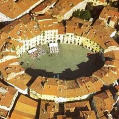 Piazza dell&#8217;Anfiteatro