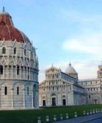 Pizza del Duomo o “Piazza dei Miracoli”