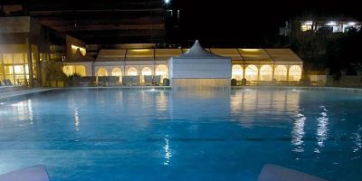 Grotta Giusti Spa con auto d’epoca