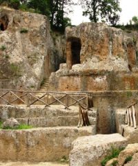 Tour archeologico Città del Tufo